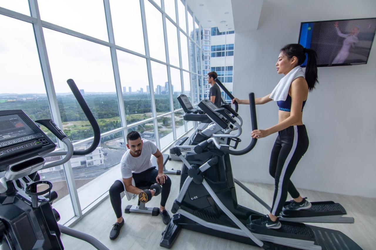נוסג'יה Fraser Place Puteri Harbour מראה חיצוני תמונה Elliptical cross trainer