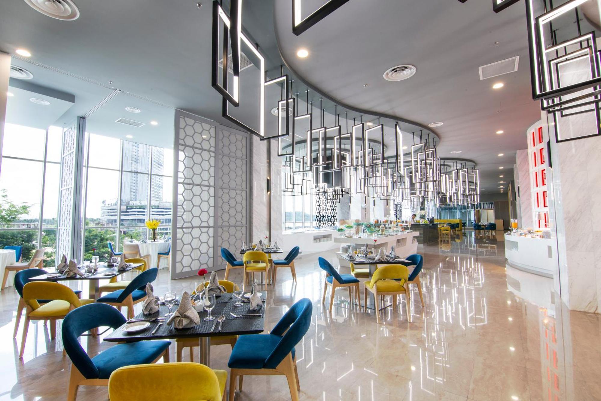נוסג'יה Fraser Place Puteri Harbour מראה חיצוני תמונה The restaurant
